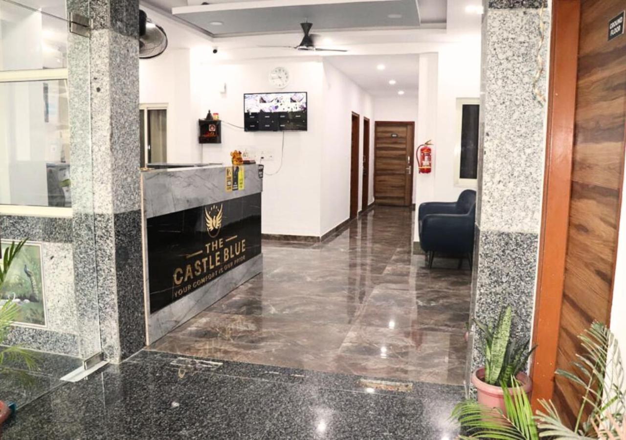 The Castle Blue Hotel Грейтър Нойда Екстериор снимка
